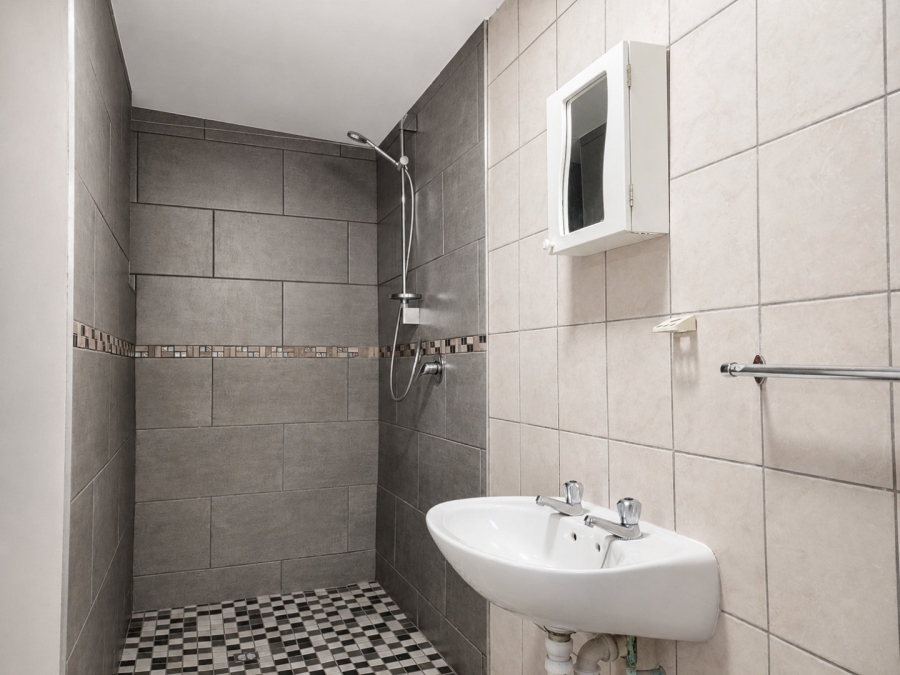 3 Bedroom Property for Sale in Twee Kuilen Western Cape